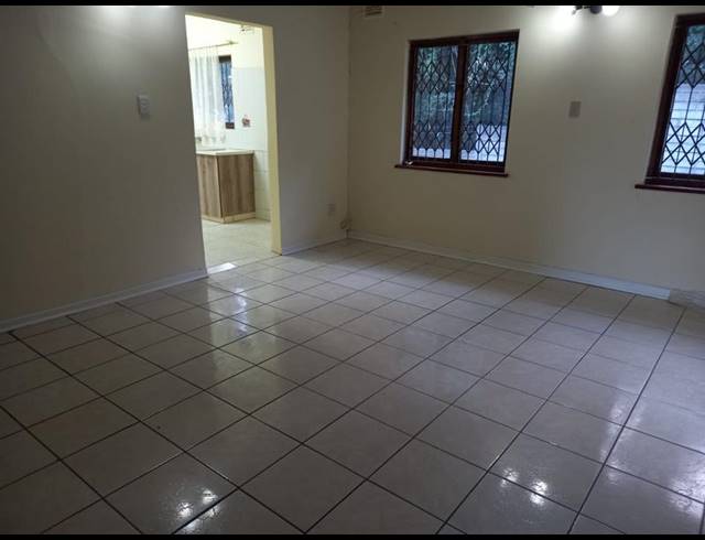 3 BEDROOM PROPERTY TO RENT IN ESCOMBE